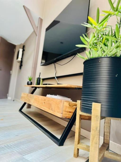 Appartement Tropical Льєж Екстер'єр фото