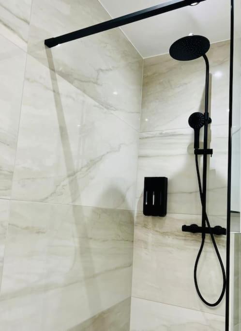 Appartement Tropical Льєж Екстер'єр фото